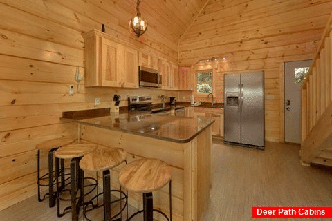 Luxury 1 bedroom cabin with Full Kitchen - Out On A Limb