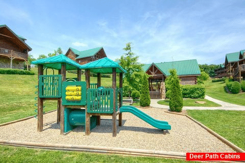 7 bedroom luxury cabin with playground and pool - Poolside Lodge