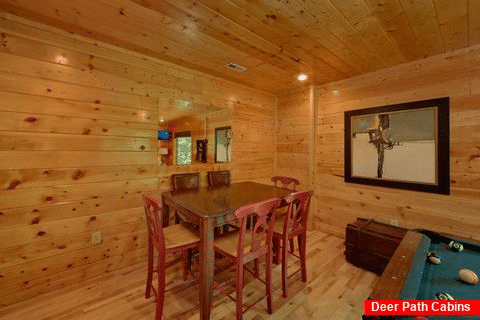 3 Bedroom Cabin with a Game Room - Bear Pause Cabin