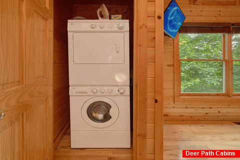 3 Bedroom Cabin with a Washer and Dryer - Bear Pause Cabin