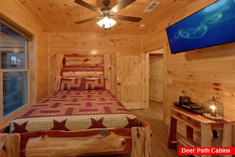 8 Bedroom Pool Cabin with Queen Beds - Mountain View Pool Lodge