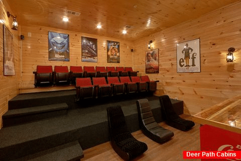 8 Bedroom Pool Cabin with a Theater Room - Mountain View Pool Lodge