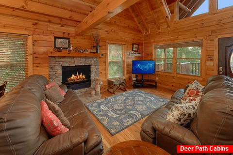 3 Bedroom Wears Valley cabin with Fireplace - Bear Mountain Lodge