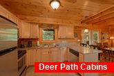 Luxurious 3 bedroom cabin with full kitchen