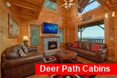 3 Bedroom Cabin with Big Screen TV and Fireplace