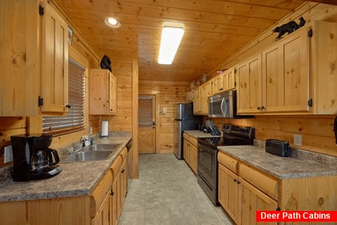 Luxury 3 Bedroom Cabin with Full KItchen - Blue Sky