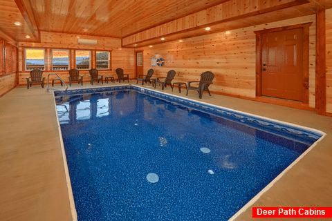 6 Bedroom Cabin with Private Pool Sleeps 17 - Majestic Splash