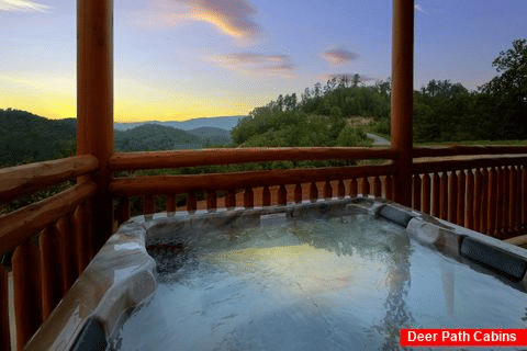 Hot Tub with a View - Majestic Splash