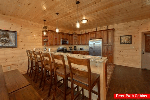 5 bedroom cabin with bar seating in kitchen - Endless Sunsets