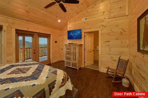 Premium cabin with 4 King Master Suites - Endless Sunsets