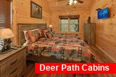 3 bedroom luxury cabin with 3 Jacuzzi Tubs