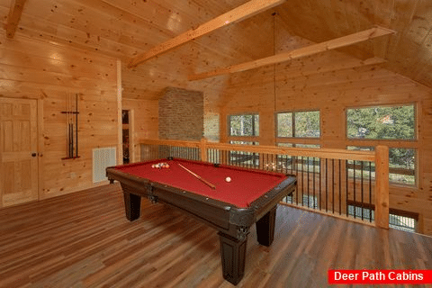 Cabin on the river with a pool table and theater - A River Retreat