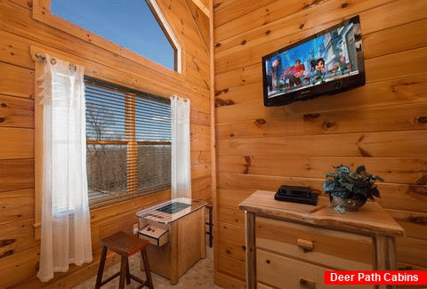 4 Bedroom Cabin with Arcade and Mountain View - Majestic View