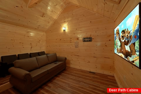 Theater room in 3 bedroom cabin on the river - A River Retreat