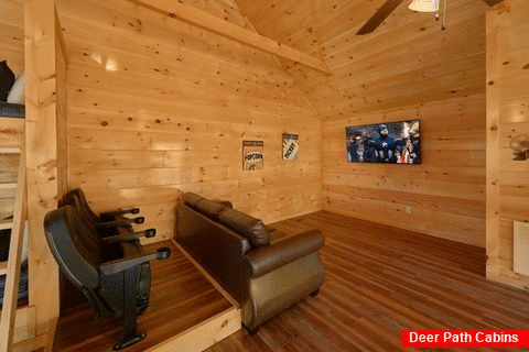 2 Bedroom cabin with Media Room in Loft - Rushing Waters