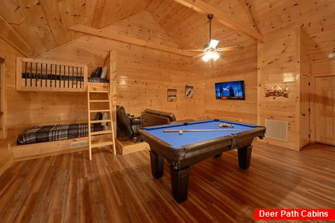 Premium Cabin with Pool Table and Media Room - Rushing Waters