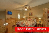 5 Bedroom Gatlinburg Cabin that sleeps 14 guests