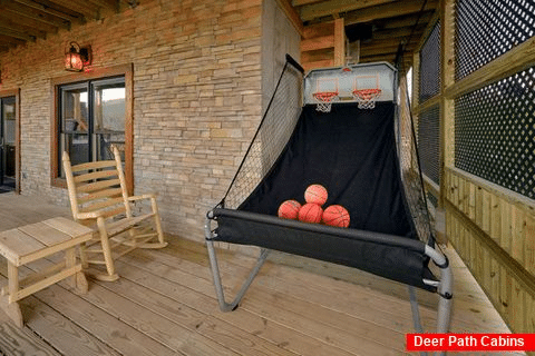 Outdoor Games on Deck with Spectacular Views - Hideaway Dreams
