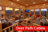 6 Bedroom Cabin with Gas Fireplace and WiFi