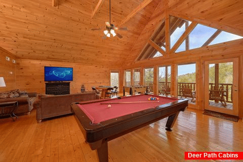 4 Bedroom Cabin with Large Open Game Room - A Rocky Top Ridge