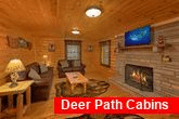 Spacious 5 Bedroom Cabin with Gas Fireplace