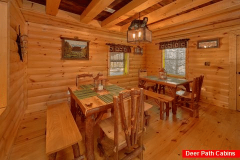 Private 5 Bedroom Cabin with Dining for 12 - Bar Mountain