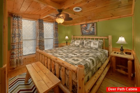 Unique 5 Bedroom Cabin with King Bed Sleeps 17 - Bar Mountain