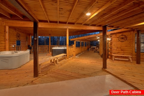5 Bedroom Cabin with Large Deck and Two Hot Tubs - Bar Mountain