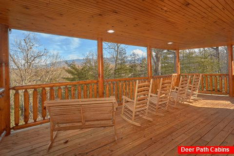 Large Cabin with View and Outdoor Seating - Bar Mountain