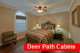 Cabin Near Pigeon Forge with Queen Bedroom 
