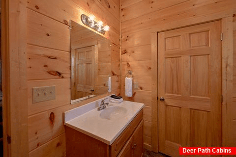 2 Full Bath Room 2 Bedroom Cabin - Serenity