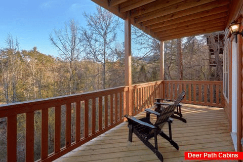 2 Bedroom Cabin with Covered Deck Pigeon Forge - Serenity