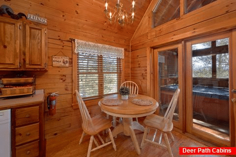 1 Bedroom Cabin with Dining Room Seats 3 - Aah Rocky Top