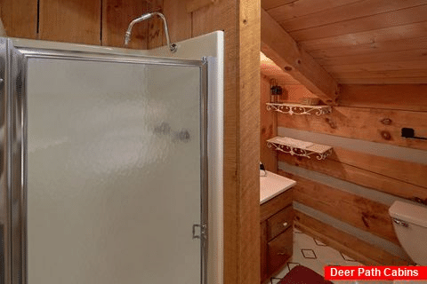 2 bedroom cabin with 2 Full Baths - Hillbilly Deluxe