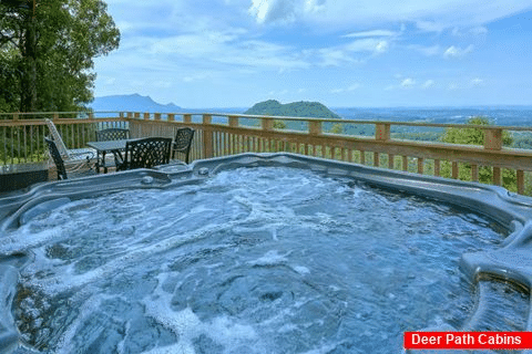 Private Hot Tub with Spectacular Views - The Overlook