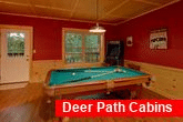 Luxury 3 Bedroom Cabin with Pool Table