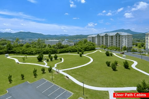 2 Bedroom Condo with Paved Walking Trail - Mountain View 5102