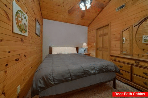 Cobbly Nob 3 Bedroom 2 Bath Cabin Sleeps 10 - Emerald View