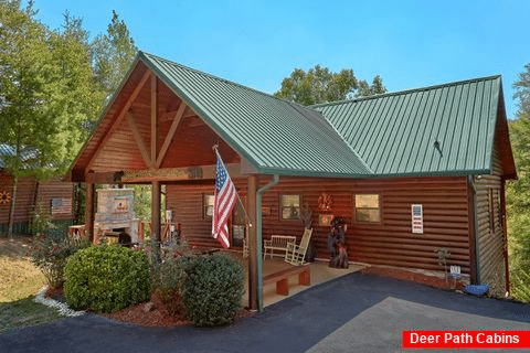 Featured Property Photo - Hillbilly Hideaway
