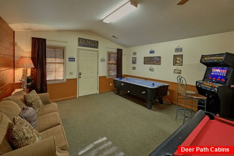 Large Game Room with Pool Table 4 Bedroom Cabin - Adventure Lodge Gatlinburg