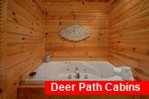  Cabin with private Jacuzzi in Master Bedroom