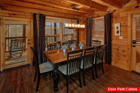 4 Bedroom Cabin with Large Dining Room - Major Oaks