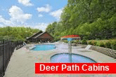 5 bedroom cabin with Resort Swimming Pool