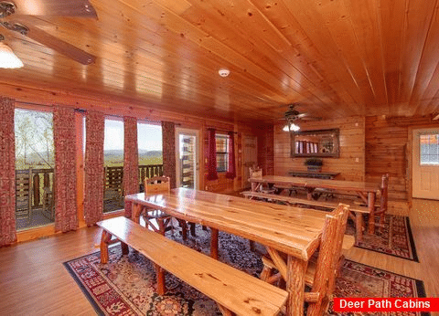 8 bedroom cabin with Large Dining Room - Great Aspirations