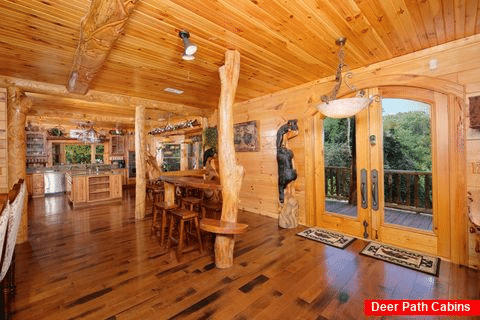 5 bedroom cabin with Luxurious Kitchen - Majestic Peace