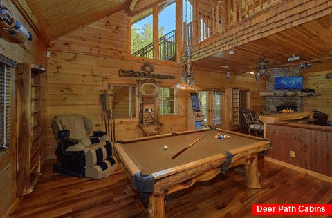 Cabin Game Room with pool table and arcade - Majestic Peace