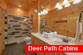 Cabin with 4 bedrooms and luxurious Bathrooms