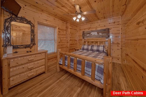Bottom Floor King Bedroom - The Woodsy Rest