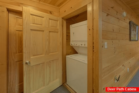 Stack Washer and Dryer 3 Bedroom Cabin - American Honey