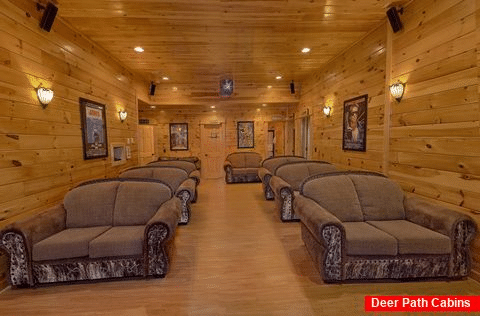 9 Bedroom Cabin with oversize theater room - Summit View Lodge